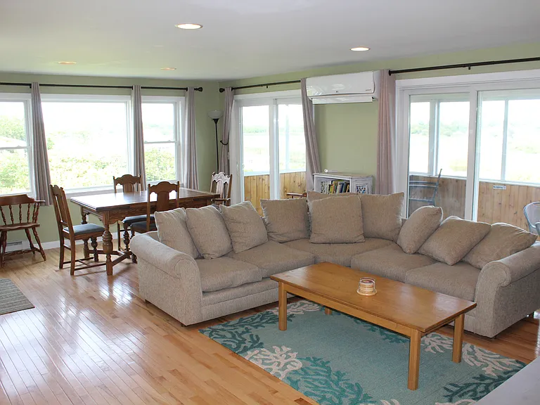 46 Conanicut Rd — Photo 9