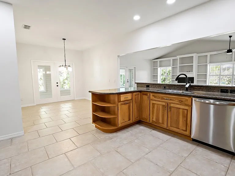 410 Arrowhead Trl — Photo 11
