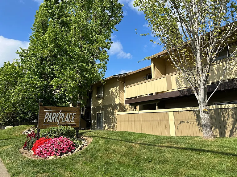 Park Place Apartments, Where Modern Comforts and Charm Meet! — Photo 10