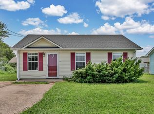 963 Stateline Rd, Oak Grove, KY 42262