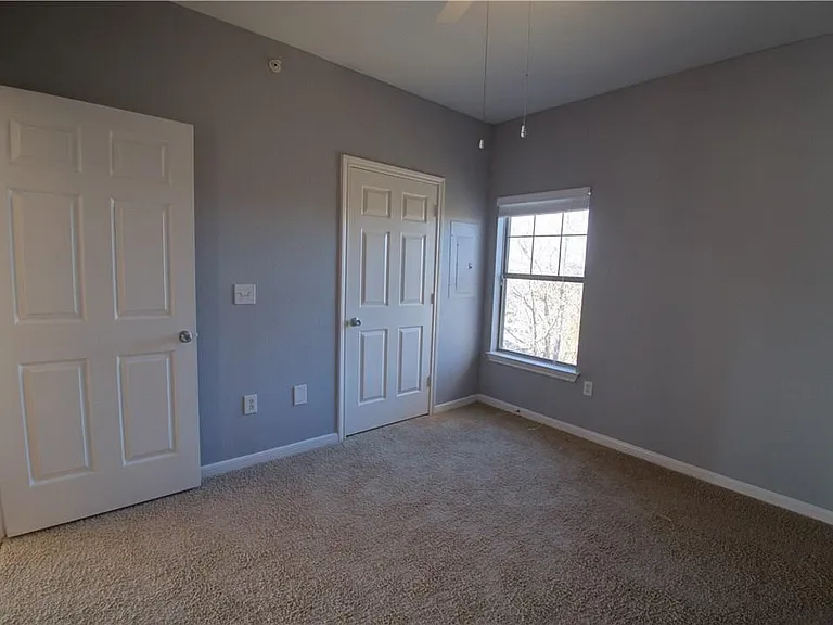2320 Gracy Farms Ln #1321 — Photo 7
