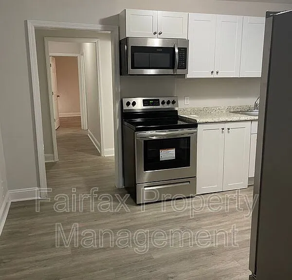 1120 Elmo St #B — Photo 7