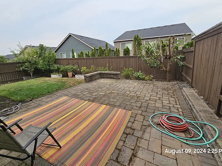 1 NW Antonio St — Photo 22