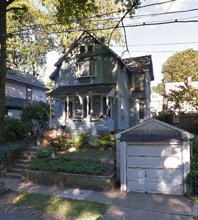 2nd image of 139 Willard Ave