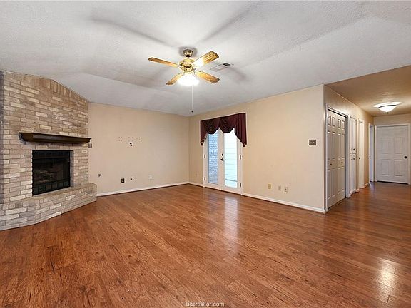 4th image of 2021 Wilderland Cir