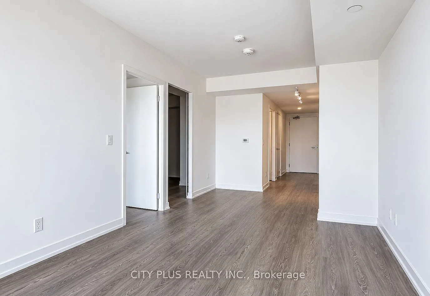 2 bed, $2,600 — Photo 2