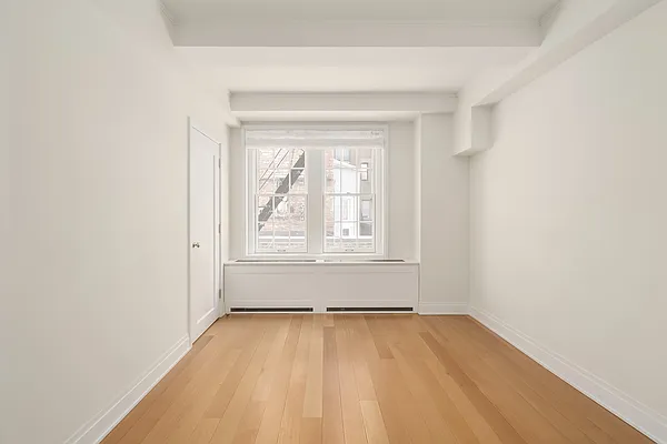 Rented by Douglas Elliman | media 18