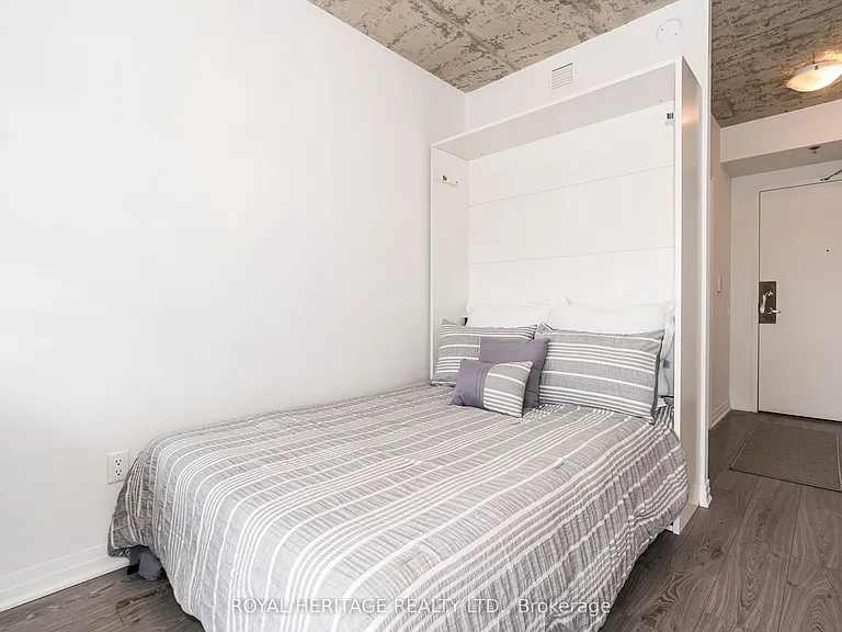 1900 Simcoe St N #614 — Photo 16