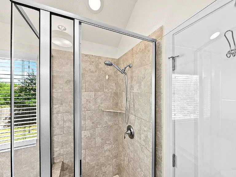 6097 Heron Dr — Photo 20
