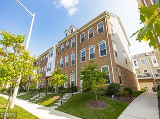 3072 Waterloo Ln, Fairfax, VA 22031