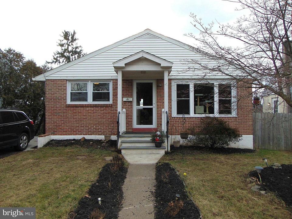 1st image of 346 W King St