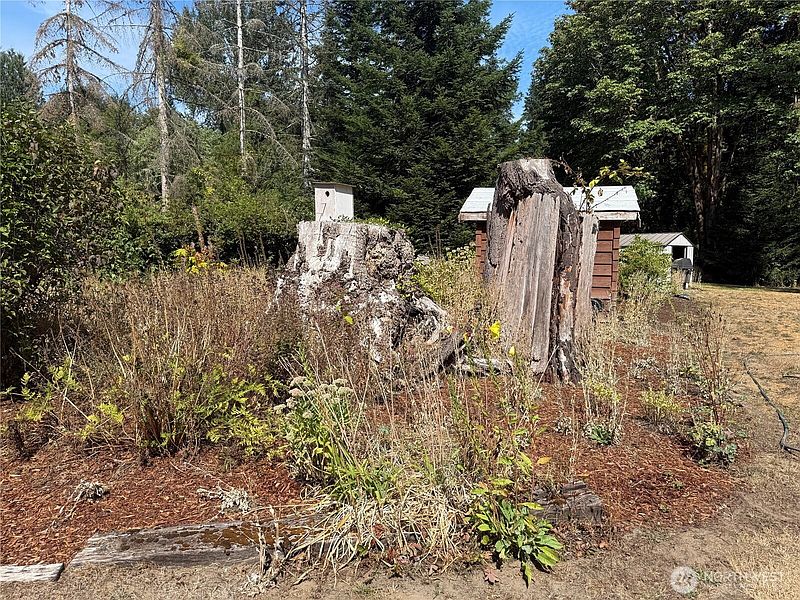 5th image of 82 NE Miller Road