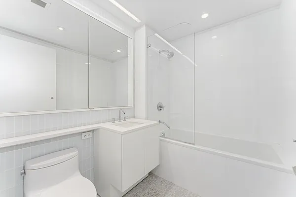 Rented by Nest Seekers International | media 7