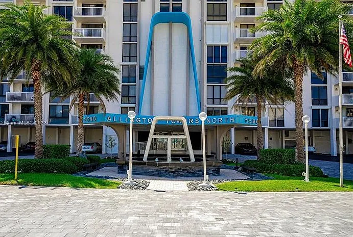 1600 Socean Dr #1 — Photo 13