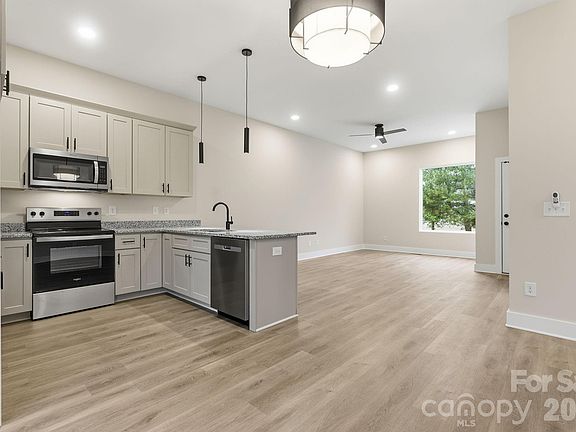 5th image of 719 Margate Ave