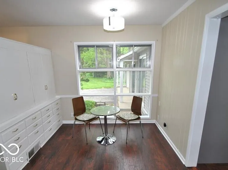 1220 Oak Ridge Dr — Photo 5