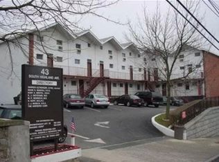 43 S Highland Ave APT 17, Ossining, NY 10562