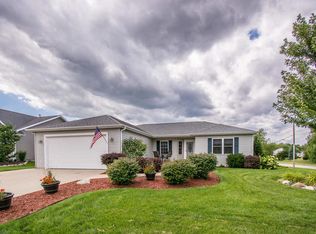 800 Hudson Trl, Lake Geneva, WI