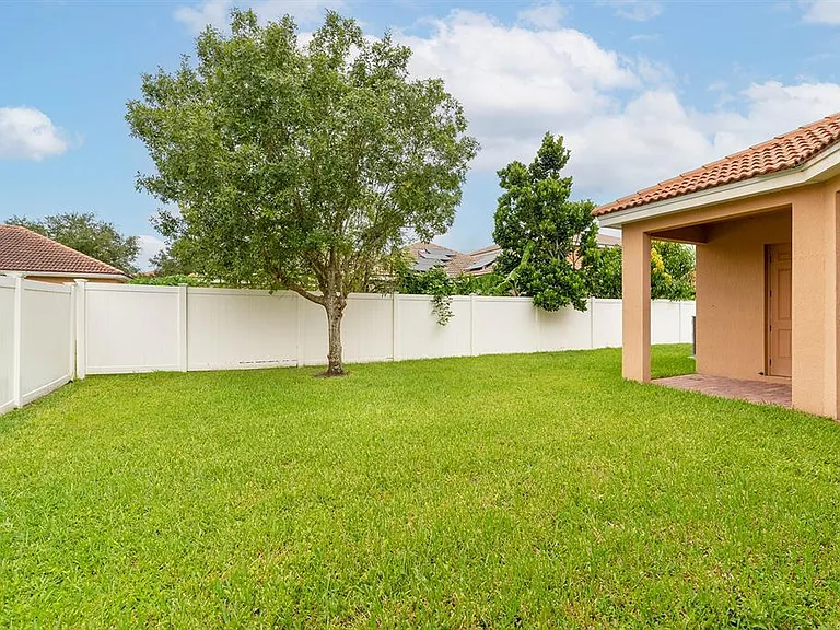 3877 Shoreview Dr — Photo 30