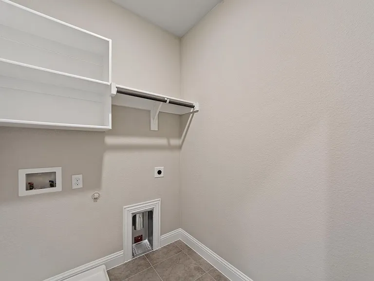 4724 Ladrillo Ln — Photo 5