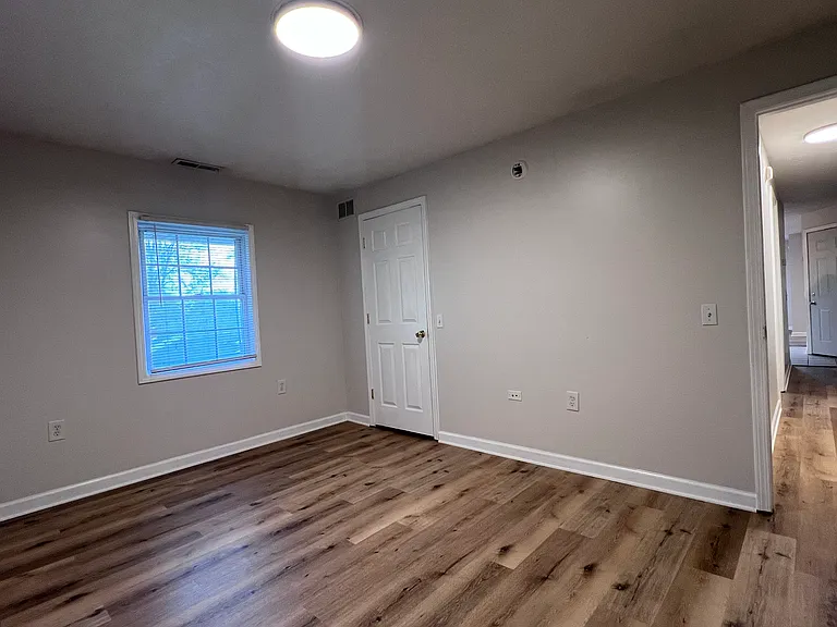 325 S Courtland Ave #4 — Photo 9