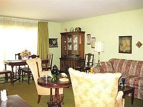 1st image of 109 Shelia Dr