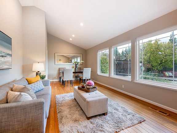 5th image of 4864 Pinemont Dr