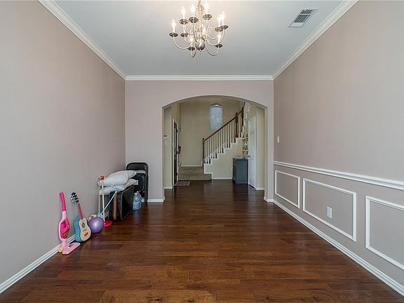 5th image of 1328 Island Dr