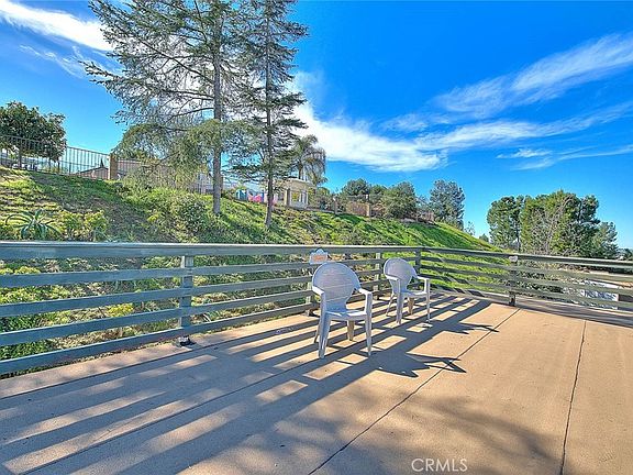 4th image of 24224 High Knob Rd