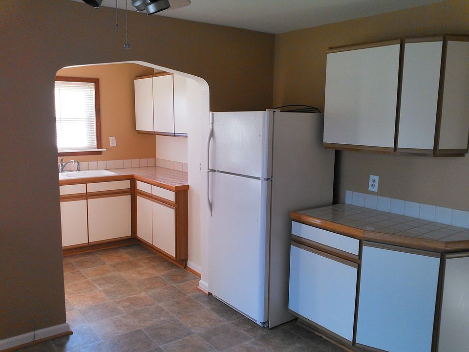1st image of 28940 Pardo St