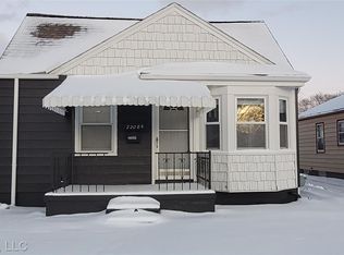 22084 Normandy Ave, Eastpointe, MI 48021