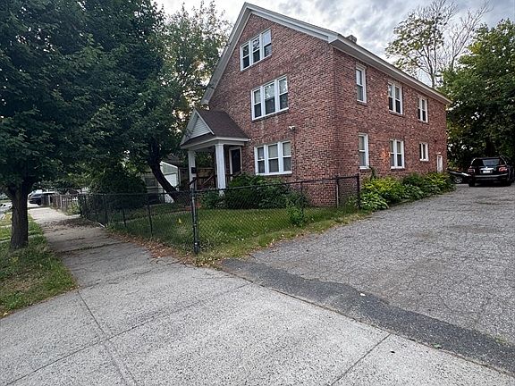 2nd image of 30-32 Colchester St