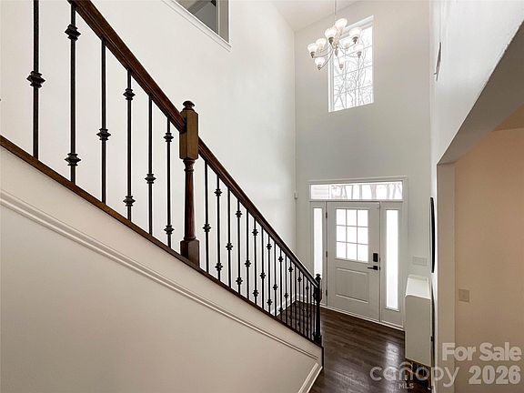 3rd image of 5918 Sikes Mill Rd