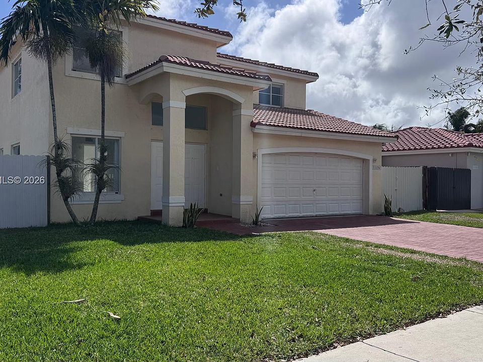 1st image of 11276 SW 245th St