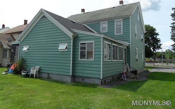 2nd image of 23 Sauquoit St