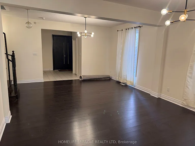 3 Elwin Rd — Photo 15