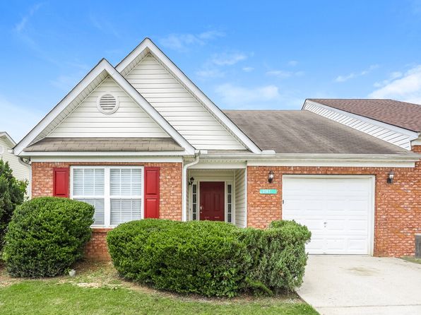 2167 Red Oak Cir