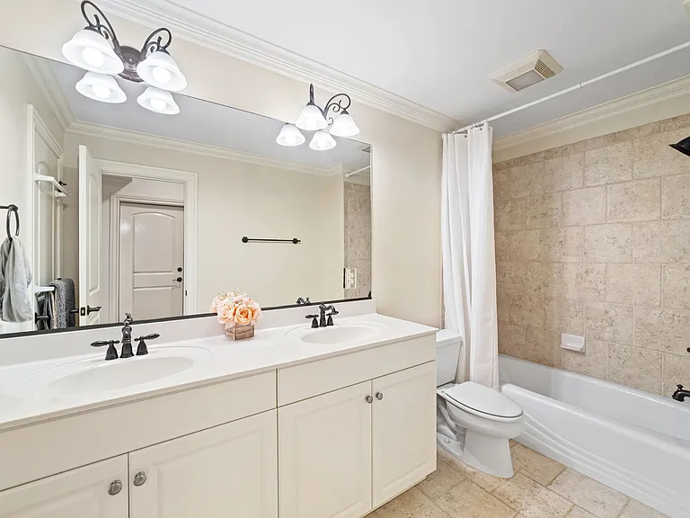 7517 Henson Forest Dr — Photo 23