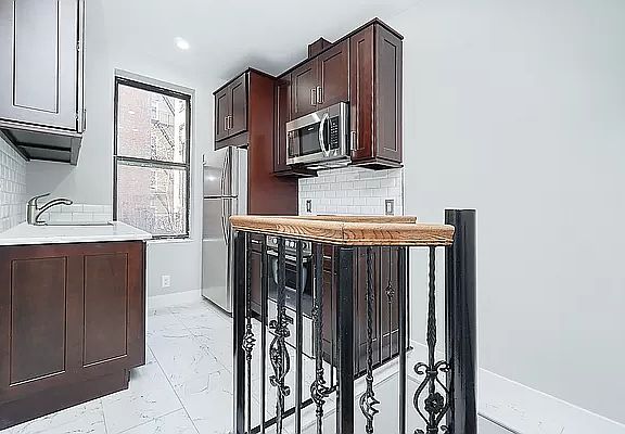 4th image of 580 W 172nd St APT 1A