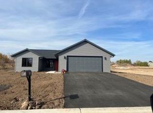 953 S Geneva Ave #10, Sturgeon Bay, WI 54235