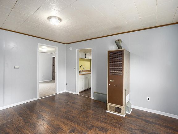 5th image of 442 E Hammond St #B