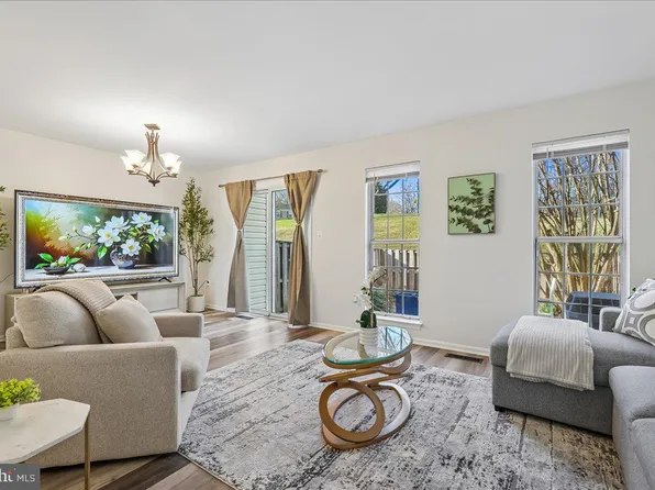 13410 Country Ridge Dr, Germantown, MD 20874