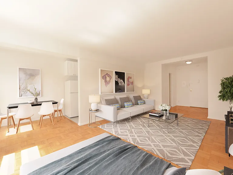 250 E 39th St #2G — Photo 2
