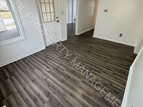 820 N Oakley St, Saginaw, MI 48602