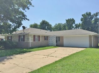 8126 E 31st St, Tulsa, OK 74145