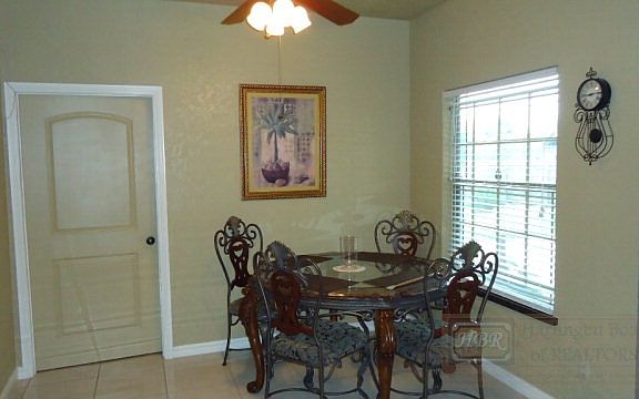 4th image of 5353 Los Arboles Ave