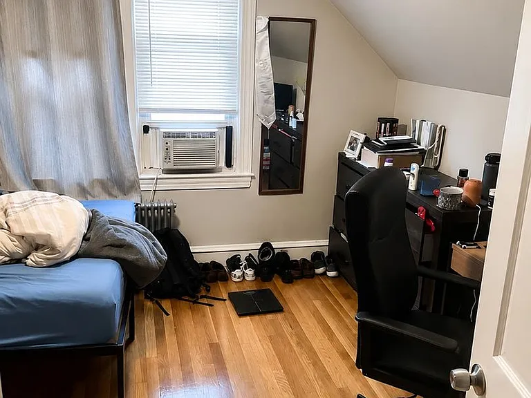 485 Admiral St — Photo 5