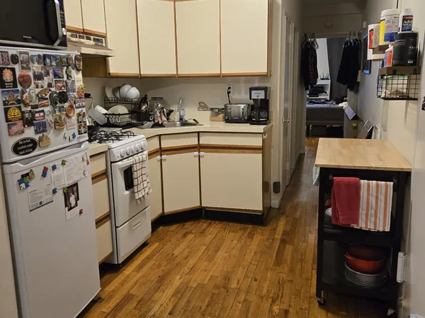 1636 3rd Avenue image 1 of 3