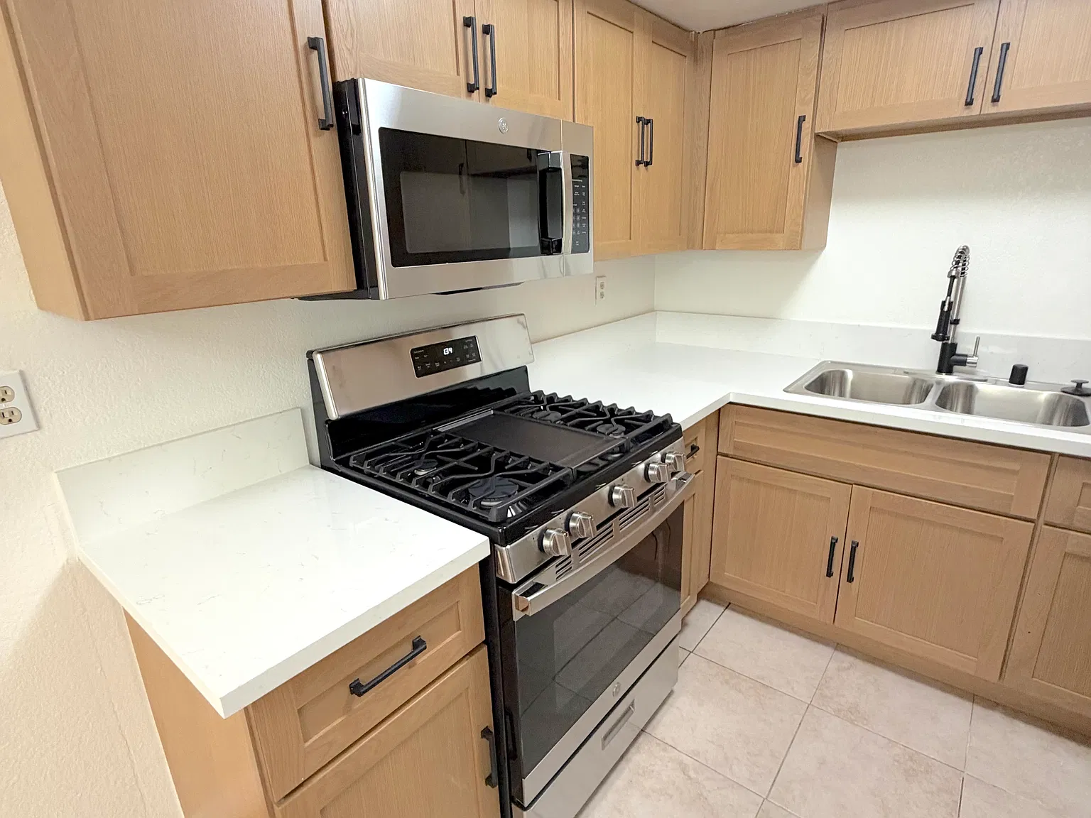 503 S Adams St — Photo 4