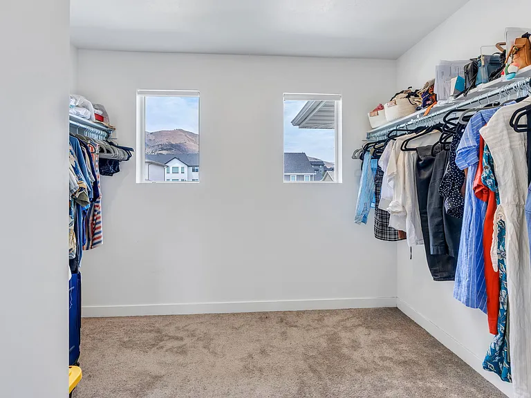 3218 S Hollow Way — Photo 16
